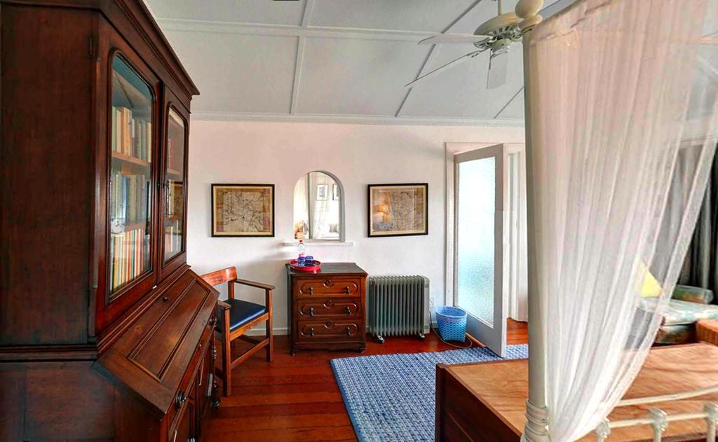 St James Blue On Blue Bed And Breakfast מראה חיצוני תמונה