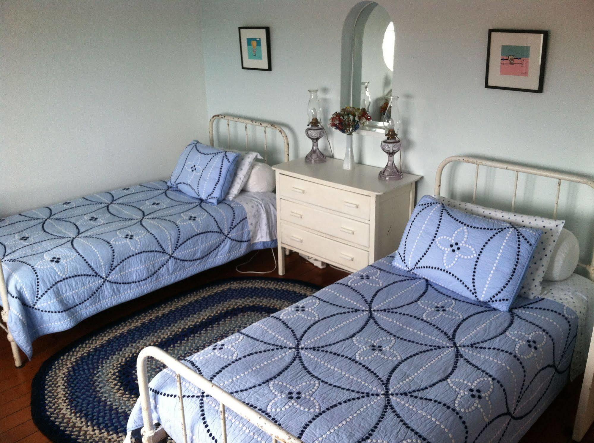 St James Blue On Blue Bed And Breakfast מראה חיצוני תמונה